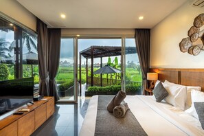 Luxury Villa | 3 bedrooms, iron/ironing board - Coconut Grove Ubud Villa by Betterplace (Ubud)