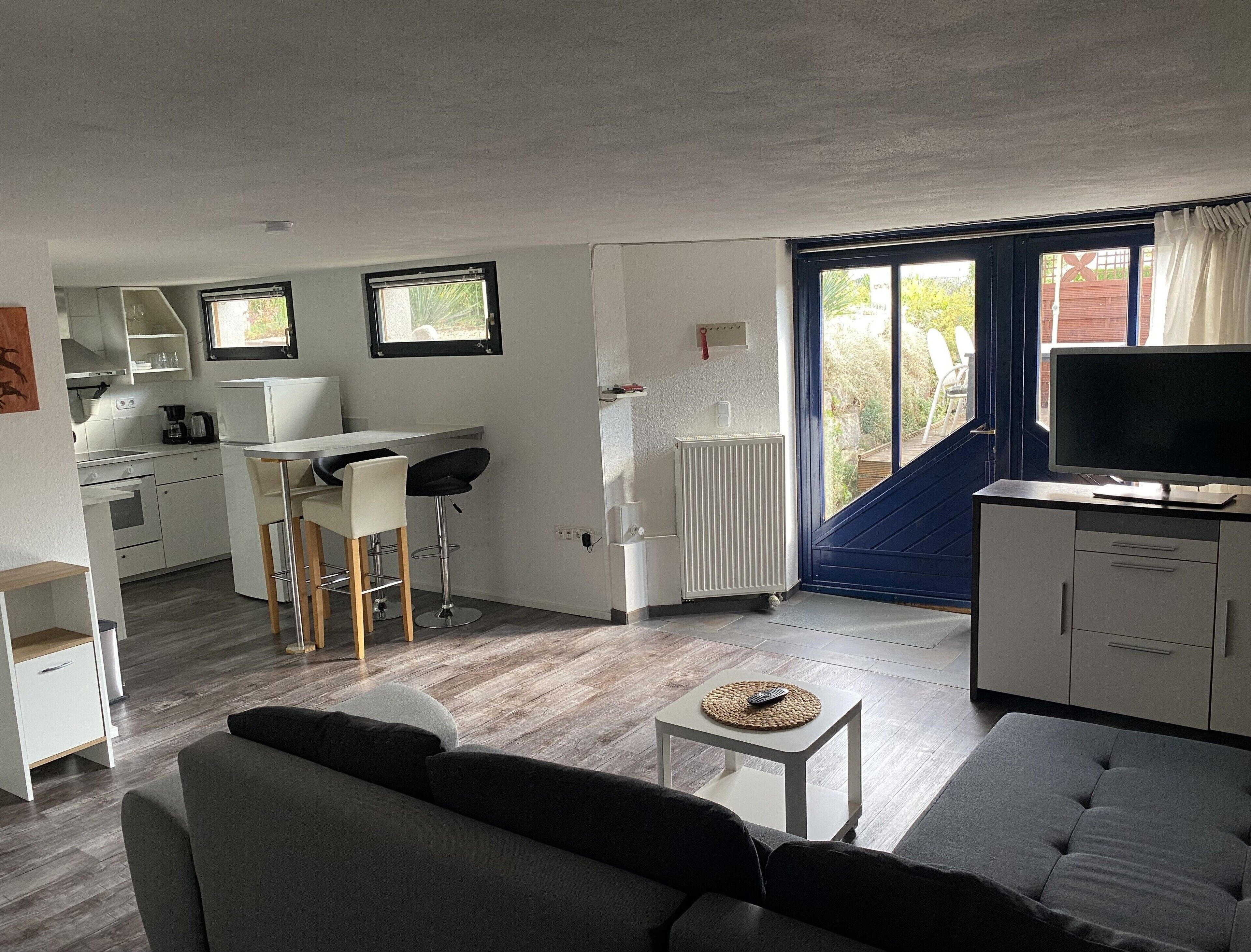 Fernseher, Kamin