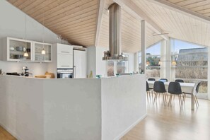 Kühlschrank, Ofen, Herdplatte, Geschirrspüler