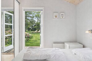 4 quartos, ferros/tábuas de passar roupa, Wi-Fi de cortesia