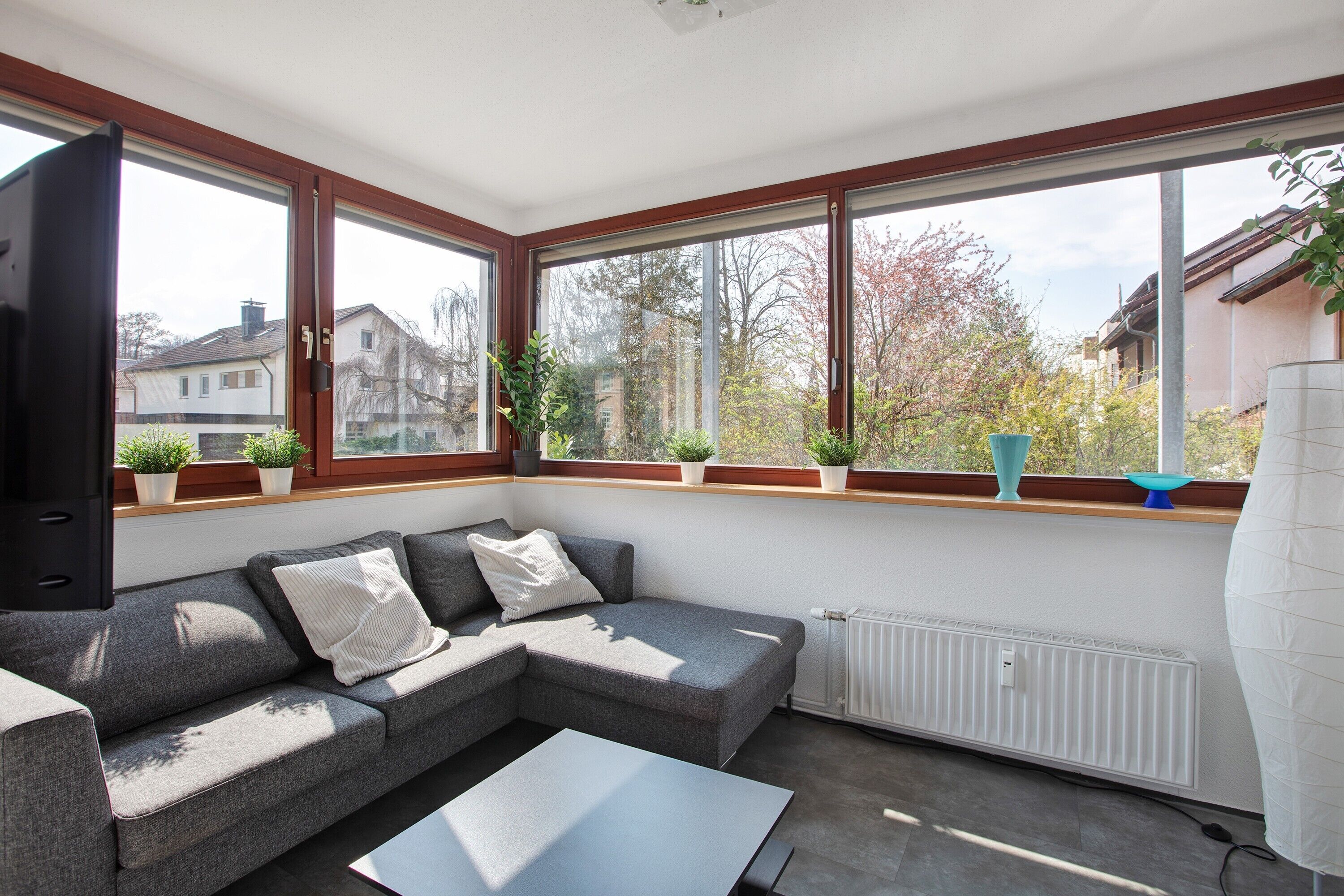 Télévision, cheminée