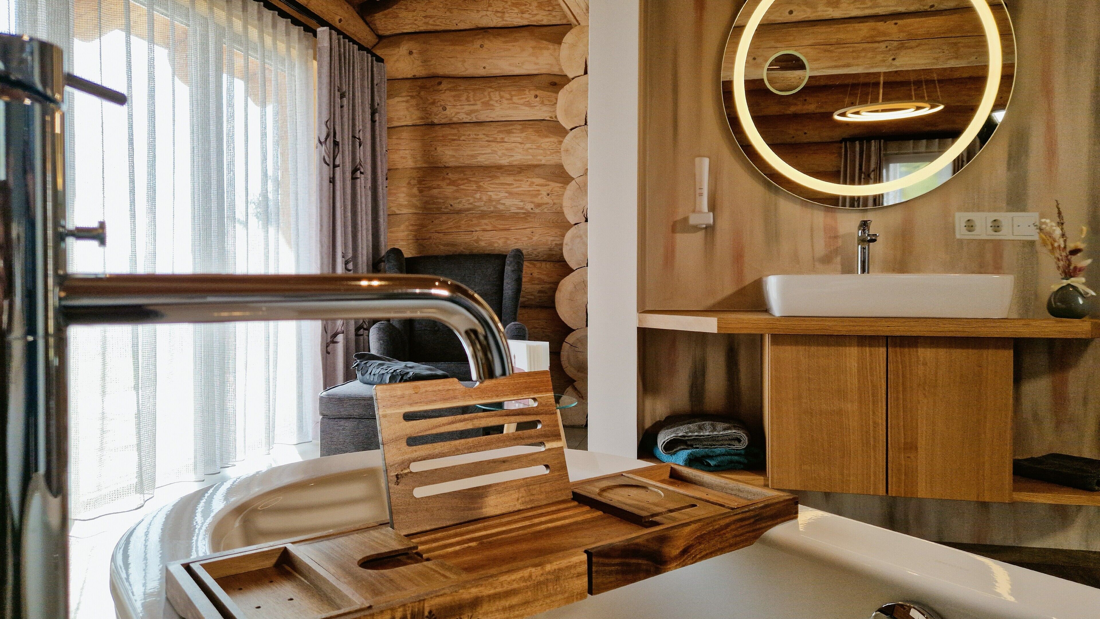 Ducha, secador de pelo, toallas