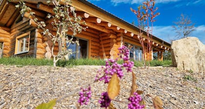 Chalet '-Leni' with Mountain View, Private Terrace and Wi-Fi