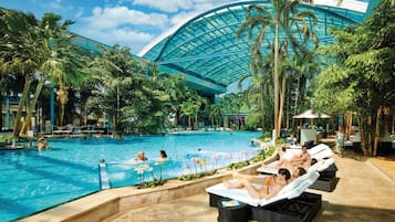 Innenpool, beheizter Pool