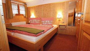 2 Schlafzimmer, kostenloses WLAN, BettwÀsche