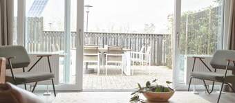 Leilighet i Friesland med Utsikt til Vann