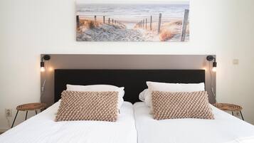 1 slaapkamer, een strijkplank/strijkijzer, internet