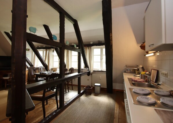 Appartement Classique, 2 chambres | Cuisine privée