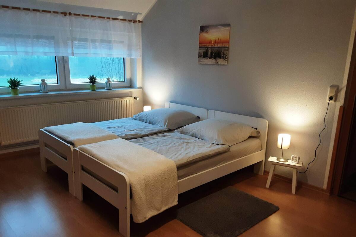 6 bedrooms, individually furnished