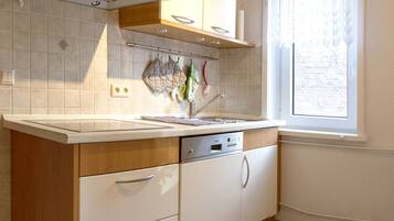 Classic-Apartment, 1 Schlafzimmer | Eigene Küche | Kühlschrank, Mikrowelle, Ofen, Geschirrspüler