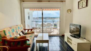 Apartament clàssic, 3 dormitoris | Sala d'estar