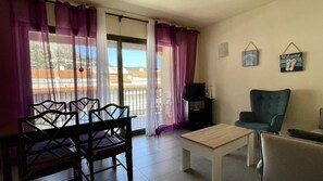 Classic Apart Daire, 2 Yatak Odası | Oturma alanı