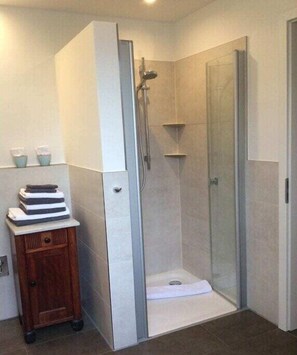 Dusche, Haartrockner