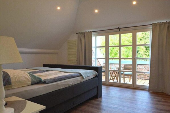 2 Schlafzimmer, Bügeleisen/Bügelbrett, Reisekinderbett, kostenloses WLAN