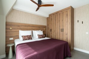 3 bedrooms, iron/ironing board, free WiFi
