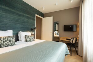 3 bedrooms, iron/ironing board, free WiFi