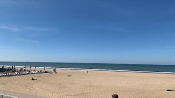 Vlak bij het strand