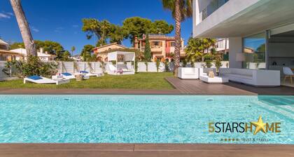 Villa en Platja de Muro junto a la playa