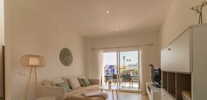 Smart TV, DVD player