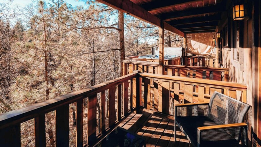 Moonridge Mountain Retreat