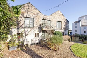 Front of property - Secluded Brewery Apartment   (Edinburgh)