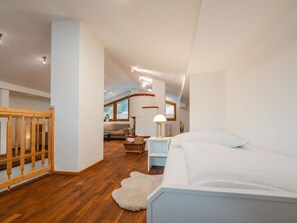 2 bedrooms, Internet