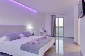 7 Schlafzimmer, Bügeleisen/Bügelbrett, kostenloses WLAN