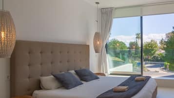 3 bedrooms, iron/ironing board, internet