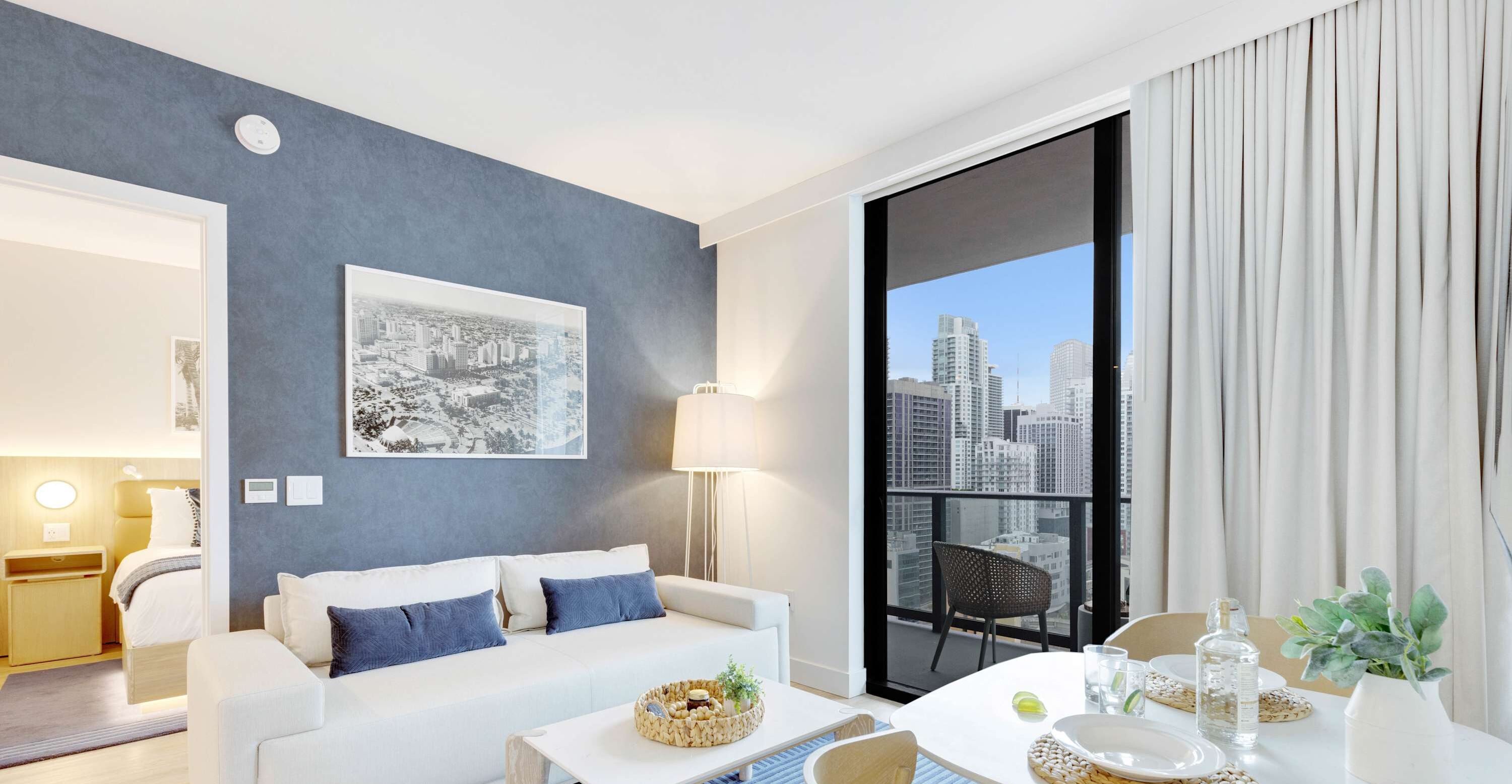 Télévision, espaces bureaux