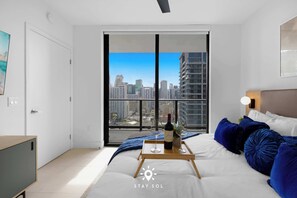 1 soverom, strykejern/-brett, reiseseng for barn og wi-fi