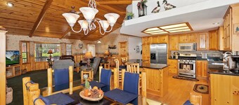 Teakwood Cozy Wood Cabin with Fireplace