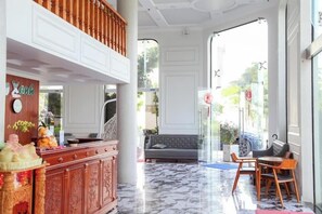 Living area - Blue Ocean Hotel Phan Thiet - BAY LUXURY (Phan Thiet)