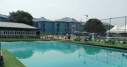 Heroes Luxury Apartments and Suites