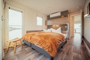 2 bedrooms, free WiFi