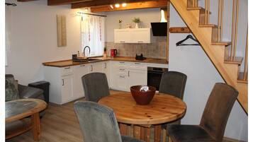 Kühlschrank, Ofen, Herdplatte, Geschirrspüler