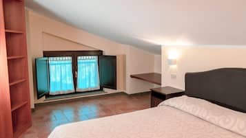 1 bedroom, iron/ironing board