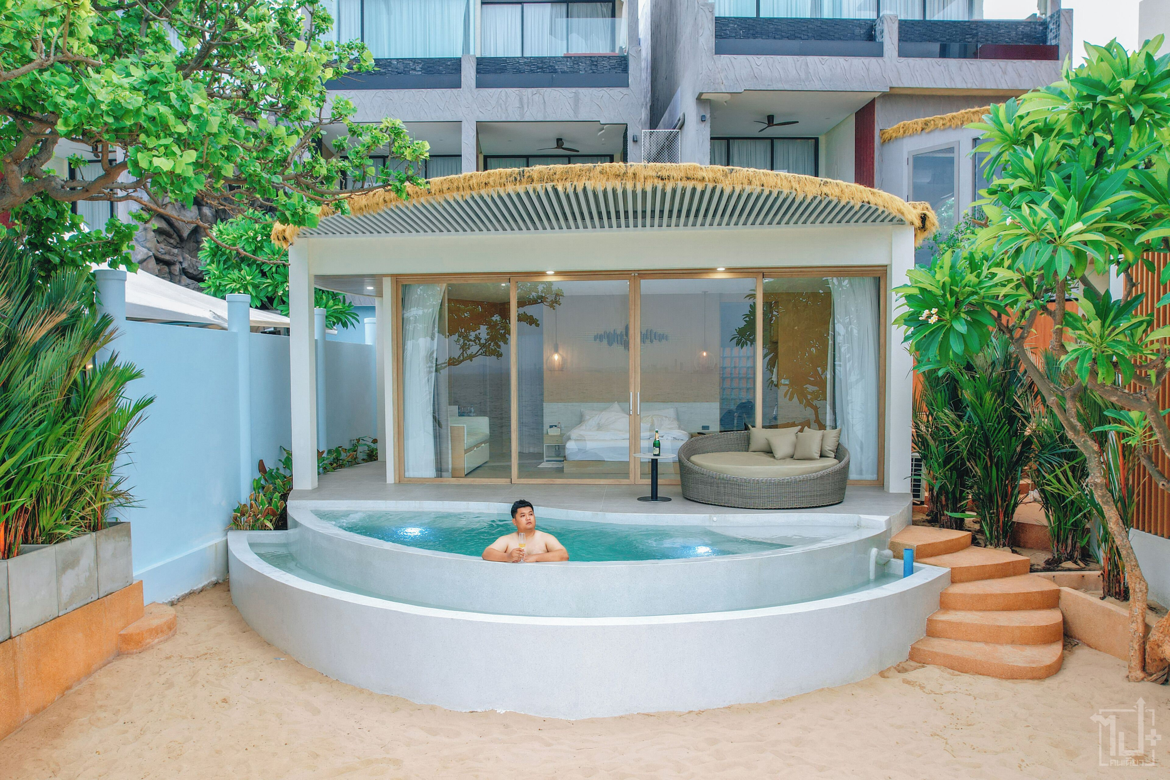 Villa Beachfront | In-room safe, individually decorated, free WiFi