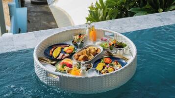 Deluxe Suite Private Pool | Pemandangan dari kamar