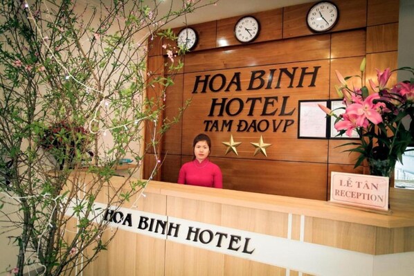 Reception - Hoa Binh Tam Dao Hotel (Tam Dao)