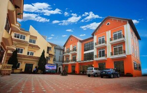 Fachada de la propiedad