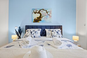 5 bedrooms, iron/ironing board, WiFi, bed sheets - Villa Tina Pula, Šišan, 3.8km from beach, modern mediterranean, pool, grill (Šišan)