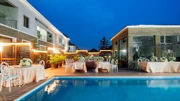 Outdoor banquet area