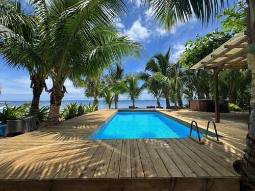 Maison de plage 4 chambres avec piscine à Moorea