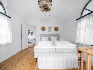 3 bedrooms, internet