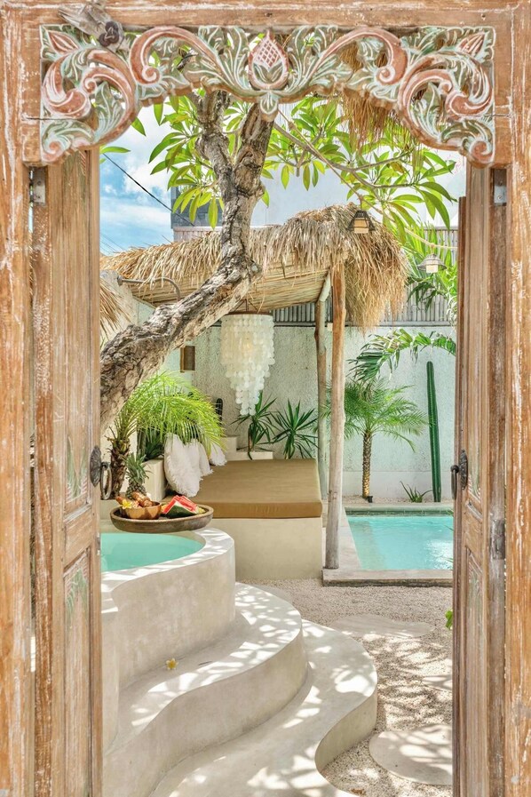 Pool - NEW Cosy & Luxury 3BR Central - Beach Canggu (Canggu)