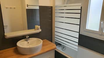 Towels, soap, toilet paper