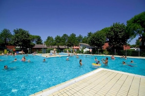 Pool - Perfectly positioned house with pool (Bibione)