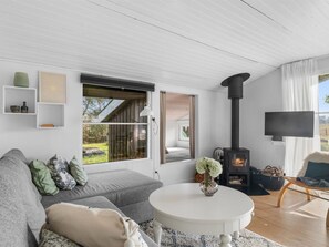 Télévision, cheminée