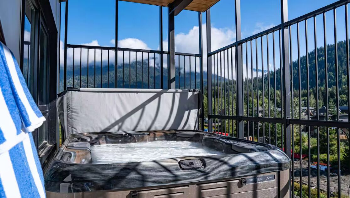 Bañera de hidromasaje exterior