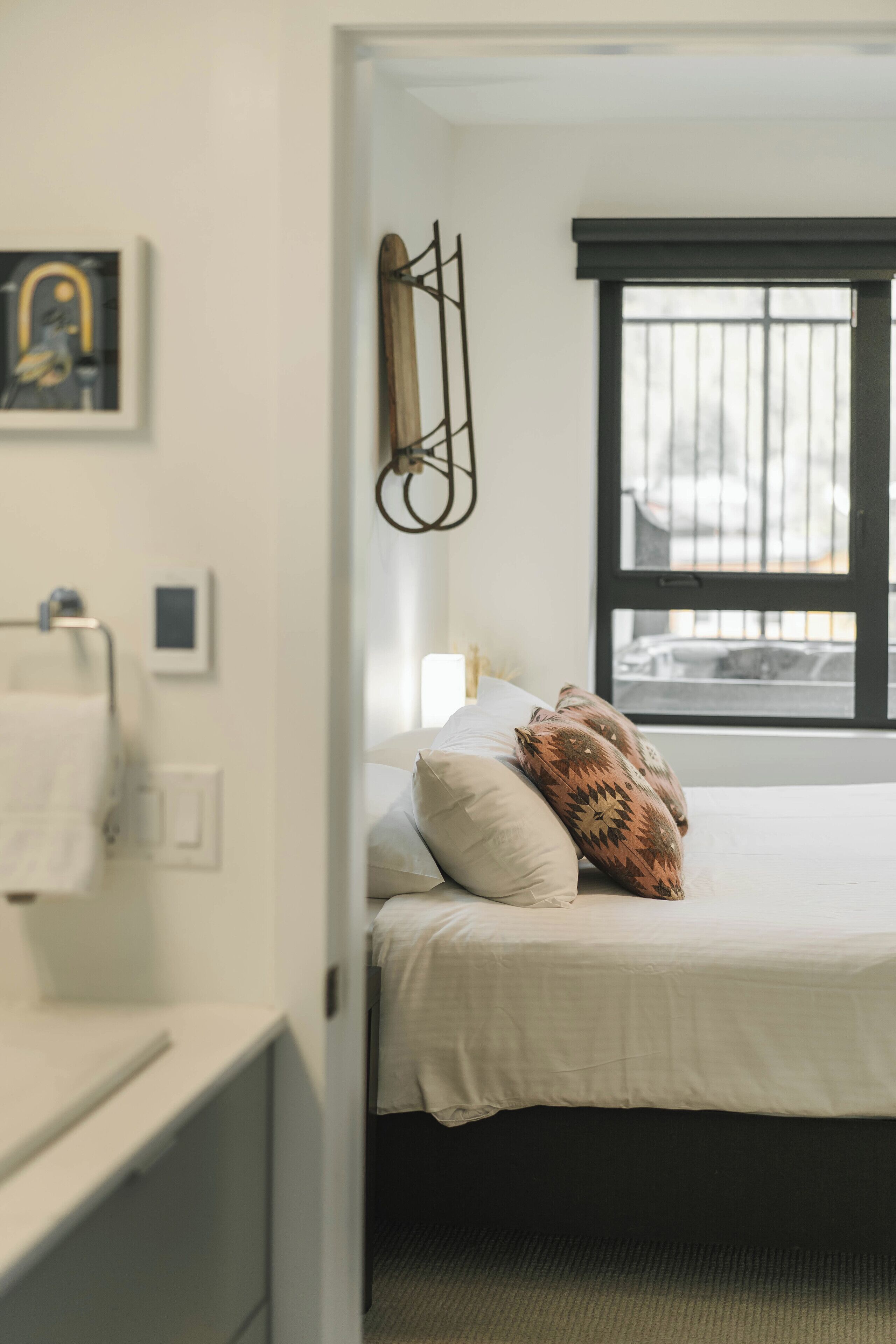 3 habitaciones, tabla de planchar con plancha y wifi gratis 